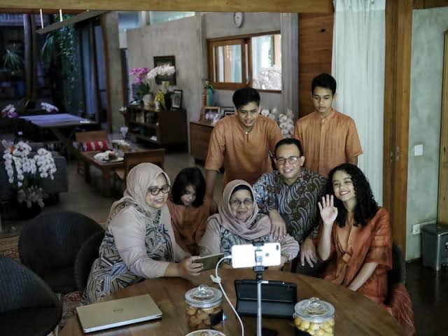Anies Terpisah Dari Keluarga Karena Terpapar Covid-19