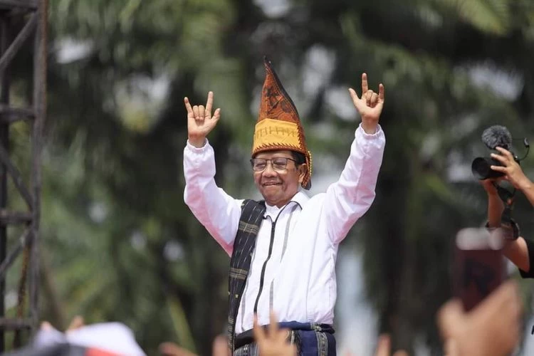 Kampanye Akbar di Simalungun, Mahfud Janjikan 17 Juta Lapangan Kerja