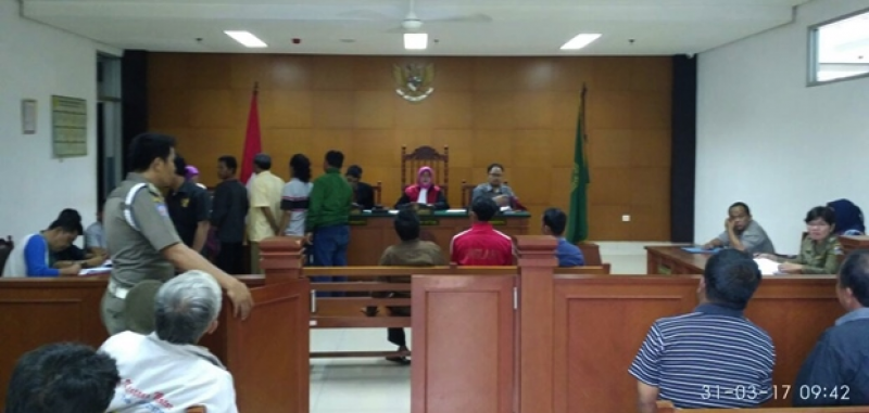 Satpol PP Jaktim Gelar Sidang TIPIRING di Pengadilan