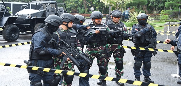 Marinir Diminta Laksanakan Tugas Terbaik Demi Kehormatan Bangsa