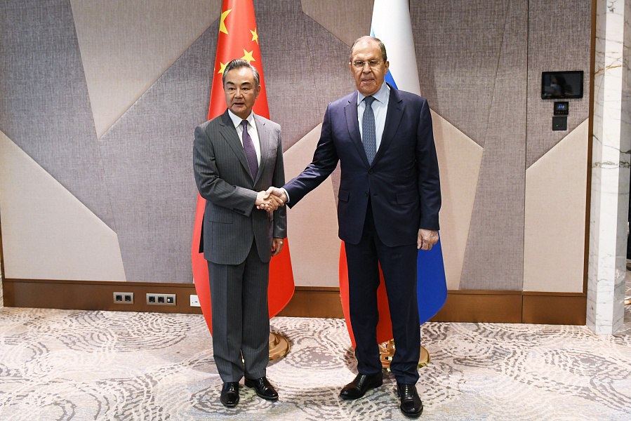 Menlu Rusia Sergey Lavrov bertemu Dengan Menlu Negeri Tiongkok Wang Yi