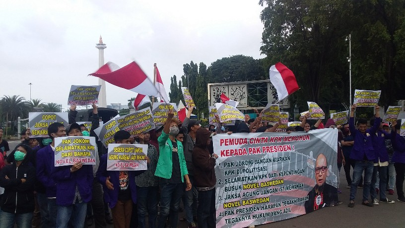 PECI KPK Desak Jokowi Selamatkan KPK Dari Oknum Perusak