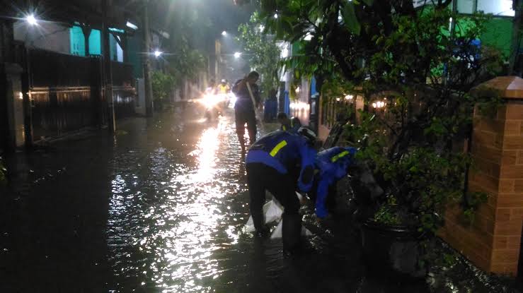 Banjir di Ibukota Mulai Surut, Sisakan Satu Titik di Kelurahan Semanan