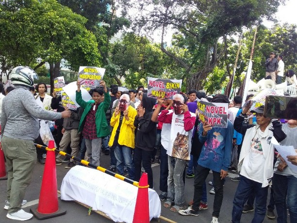 Diduga Ikut Berpolitik, KOMPAN Desak KPK Ganti Novel Baswedan