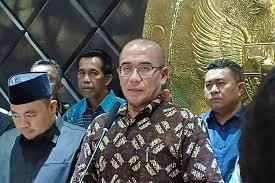 Pantas Hasyim Bisa Biayai CAT Rp. 30 Juta Per Bulan, Ternyata Segini Gaji Ketua KPU