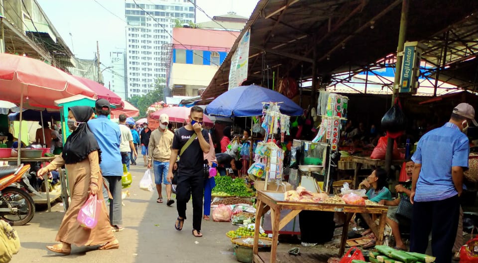 Meski di tutup 14 hari, Pasar Kebayoran Lama Tetap Ramai