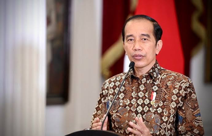 Jokowi Anggap Kecil soal "Bajingan Tolol" Yang Disebut Rocky Gerung