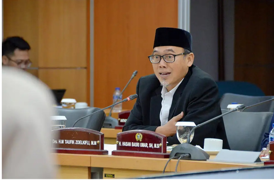 DPRD Meminta Pemerintah provinsi Permudah Utang KUR untuk Setop Pinjol Masyarakat Jakarta