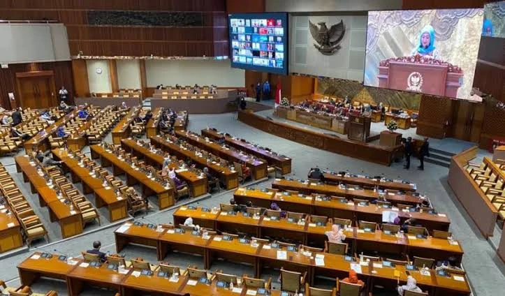 DPR Naikkan Status Wantimpres Jadi Lembaga Negara