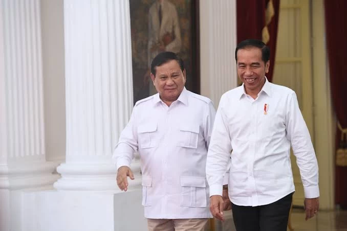 Jokowi Mabuk Kekuasaan