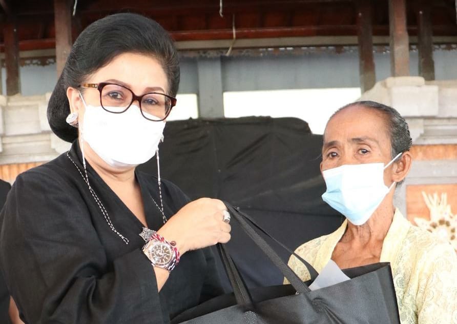 Cegah Degradasi Budaya, PAKIS Bali Gelar Pelatihan Etika Busana Adat di Buleleng