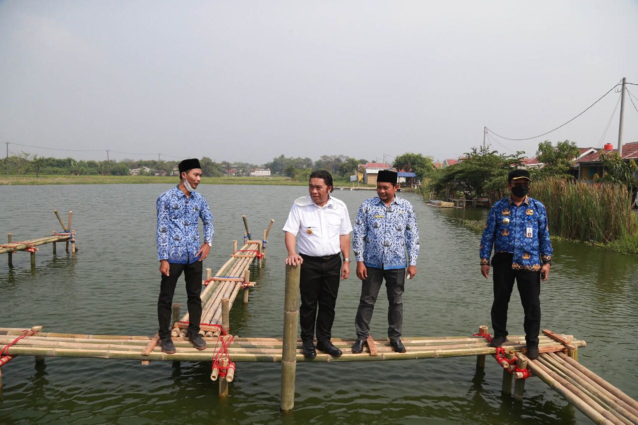 Terjun ke Desa, Pj Gubernur Banten Pastikan Program Penanganan Stunting Berjalan Baik
