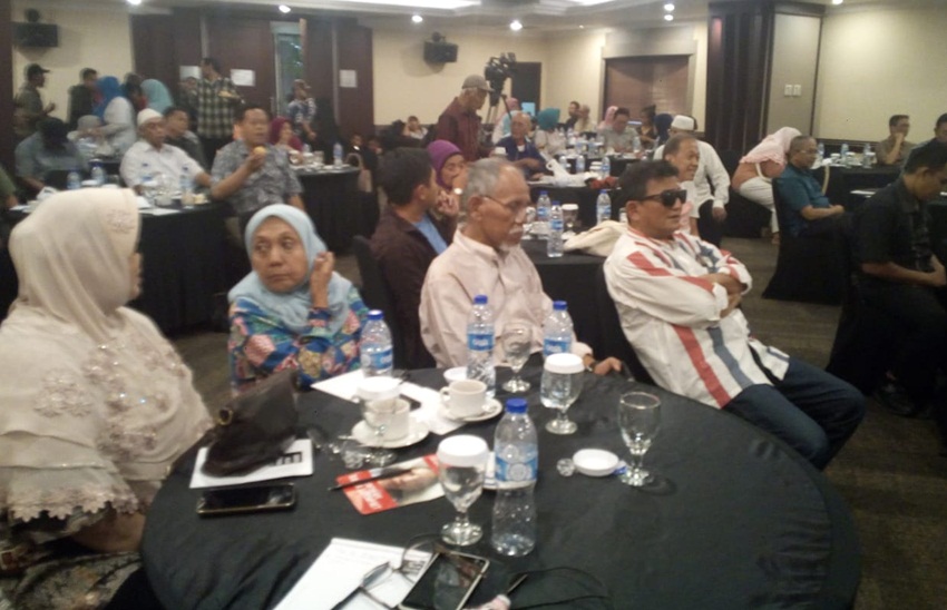 RK Disarankan Tiru Jejak Anies Baswedan; Segel Proyek Meikarta