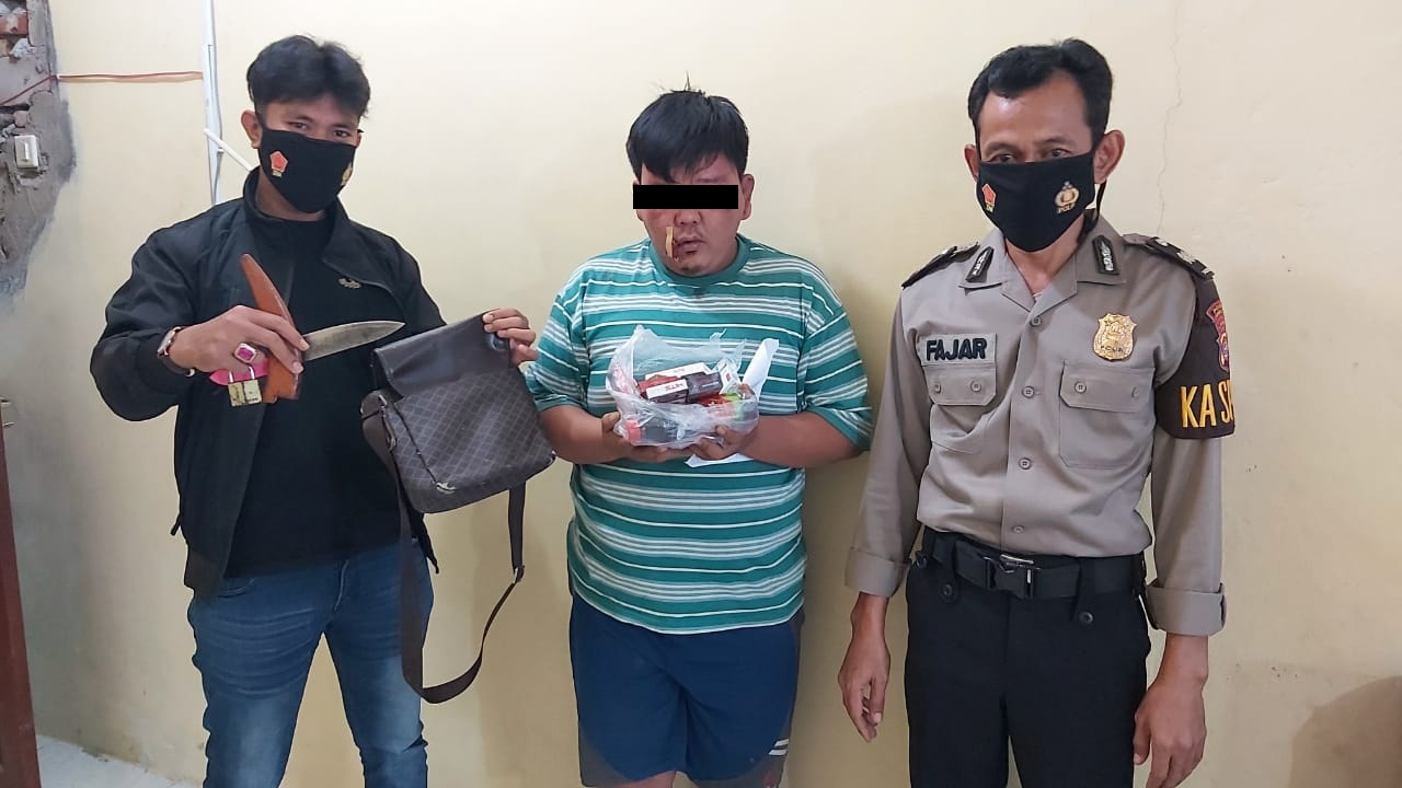 Pelaku pembobol warung sembako, berhasil diringkus Polsek Penengahan dibantu warga setempat.