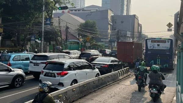 Urai Kemacetan, 321 Persimpangan Jalan di Jakarta Akan Dipasangi Teknologi AI