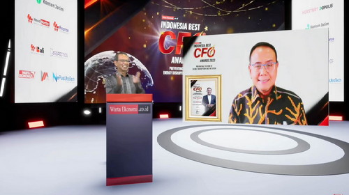 Berhasil Tingkatkan Kinerja Keuangan, Direktur Keuangan & Strategi Bank DKI Raih Best Performance CFO Awards 2023