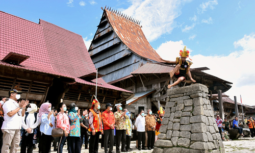 Bawomataluo Akan Masuk Warisan Dunia, Menko PMK: Semoga Dalam Waktu Yang Tidak Lama