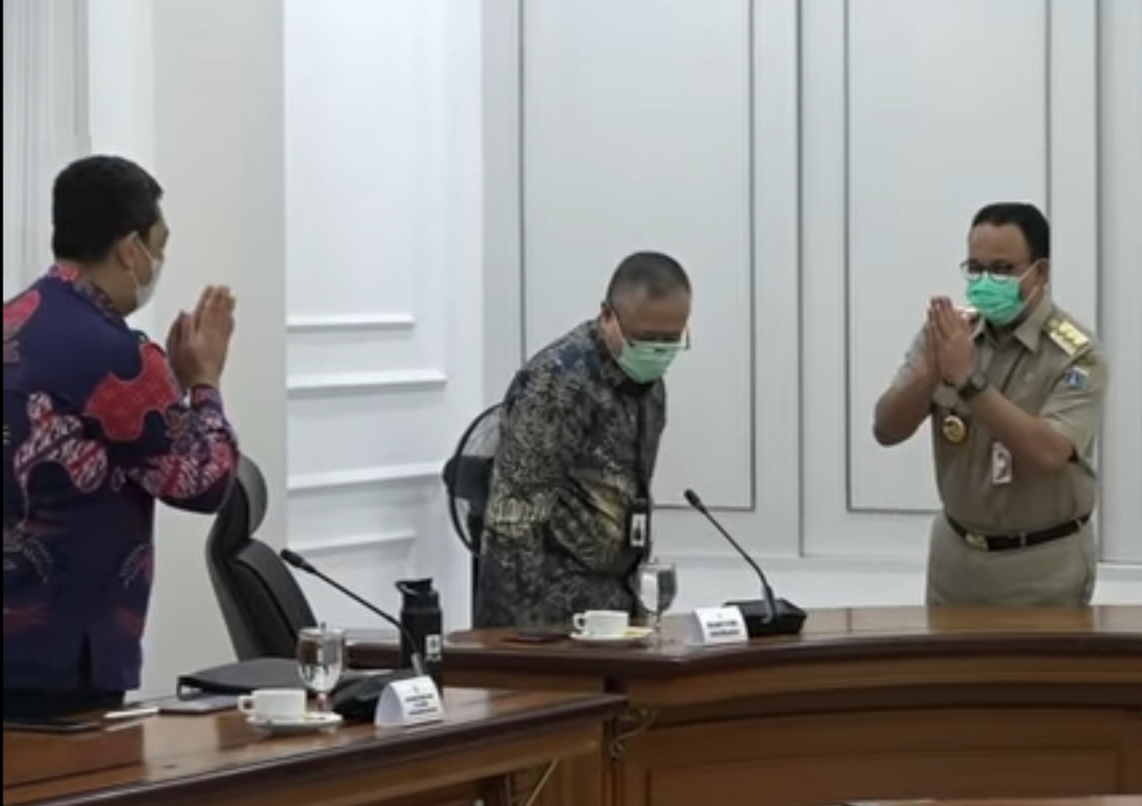 Anies Minta Terobosan Listrik Murah Dengan Panel Surya