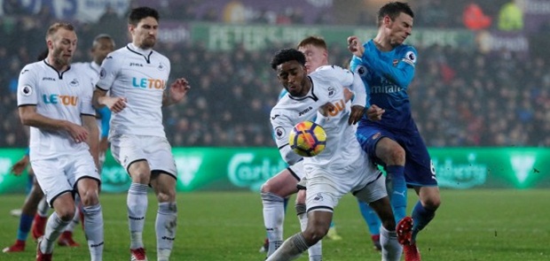 Blunder Konyol Cech Bikin Arsenal Merana