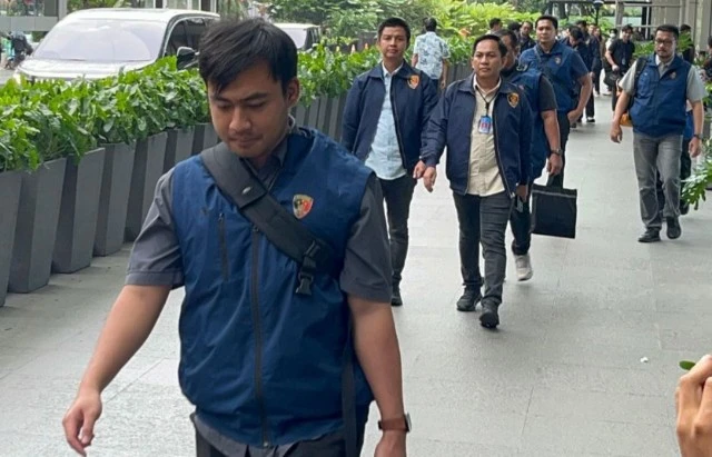 Bareskrim Geledah Kantor Sekuritas di Kawasan Senayan. Diduga Terkait Saham Gorengan