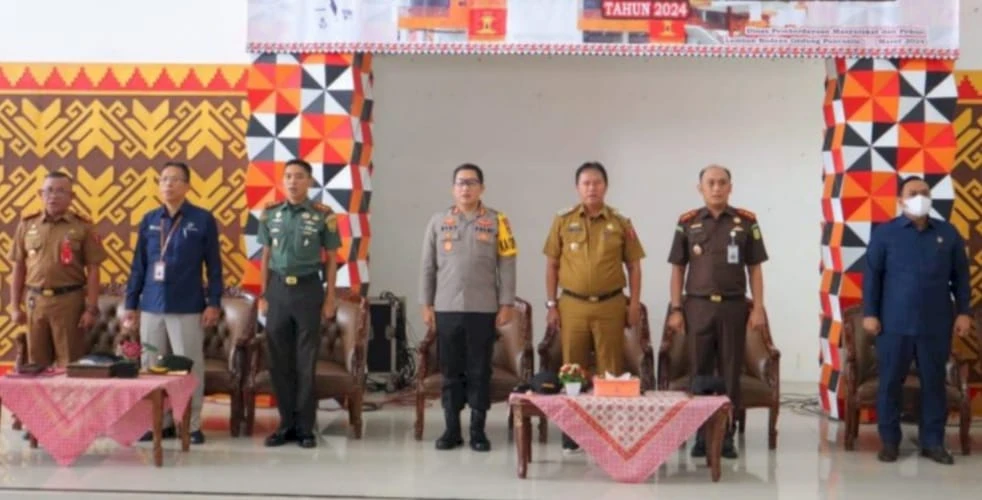 BPS Lambar, Menetapkan 4 Desa - Pekon Cantik 2024, Atas Peningkatan Listrasi Statistik