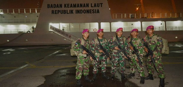 Pasukan Intai Amfibi Perkuat KN Tanjung Datu-1101