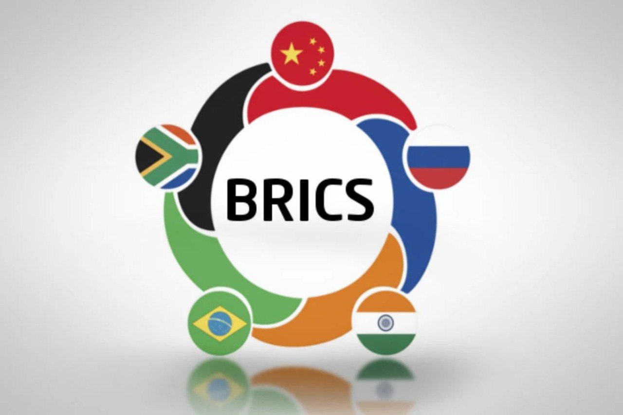 BRICS menyerang dolar AS