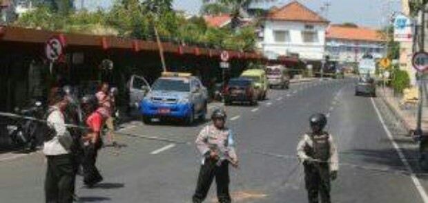 Serangan ke Mapolresta Surabaya Tewaskan 4 Orang Lukai 10 Orang