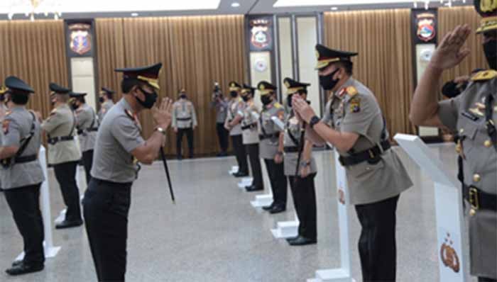 Jenderal Idham Azis Lantik 9 Kapolda Baru