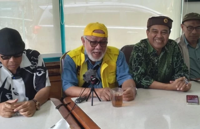 Nah, Lho! Anggota UI Watch Juga Akan Gugat Ijazah Jokowi