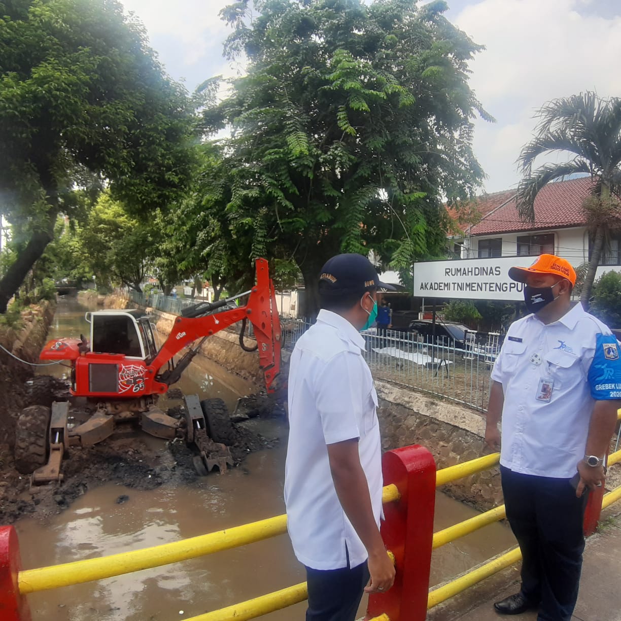 Perluas Daya Tampung Jelang Lanina, DKI Grebek Lumpur Setiap Aliran Air