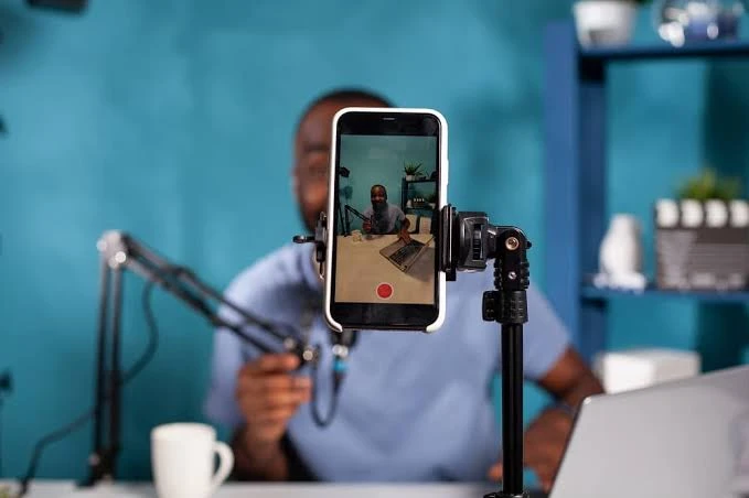 RUU Penyiaran Wajibkan Youtuber dan Tiktoker Verifikasi Konten ke KPI, Begini Kritik ELSAM