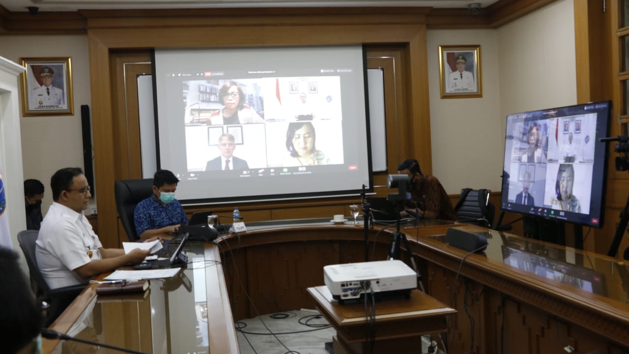 Dubes Inggris Bantu Mutakhirkan Platform Covid-19 Di Jakarta