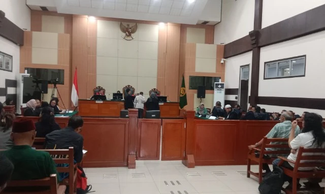 Kasus Ijazah Jokowi, Dokter Tifa Sebut Keterangan Dumatno Tidak Akurat