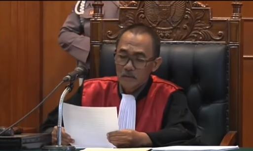 Ahmad Dhani Divonis Hukuman 1 Tahun Karena Ucapakan Kata Idiot