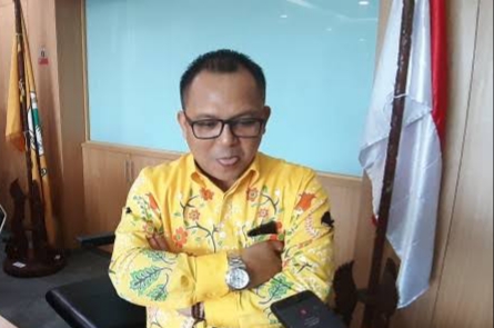 Sandi Minta Relawan dan Pendukungnya Selfi-selfi di TPS