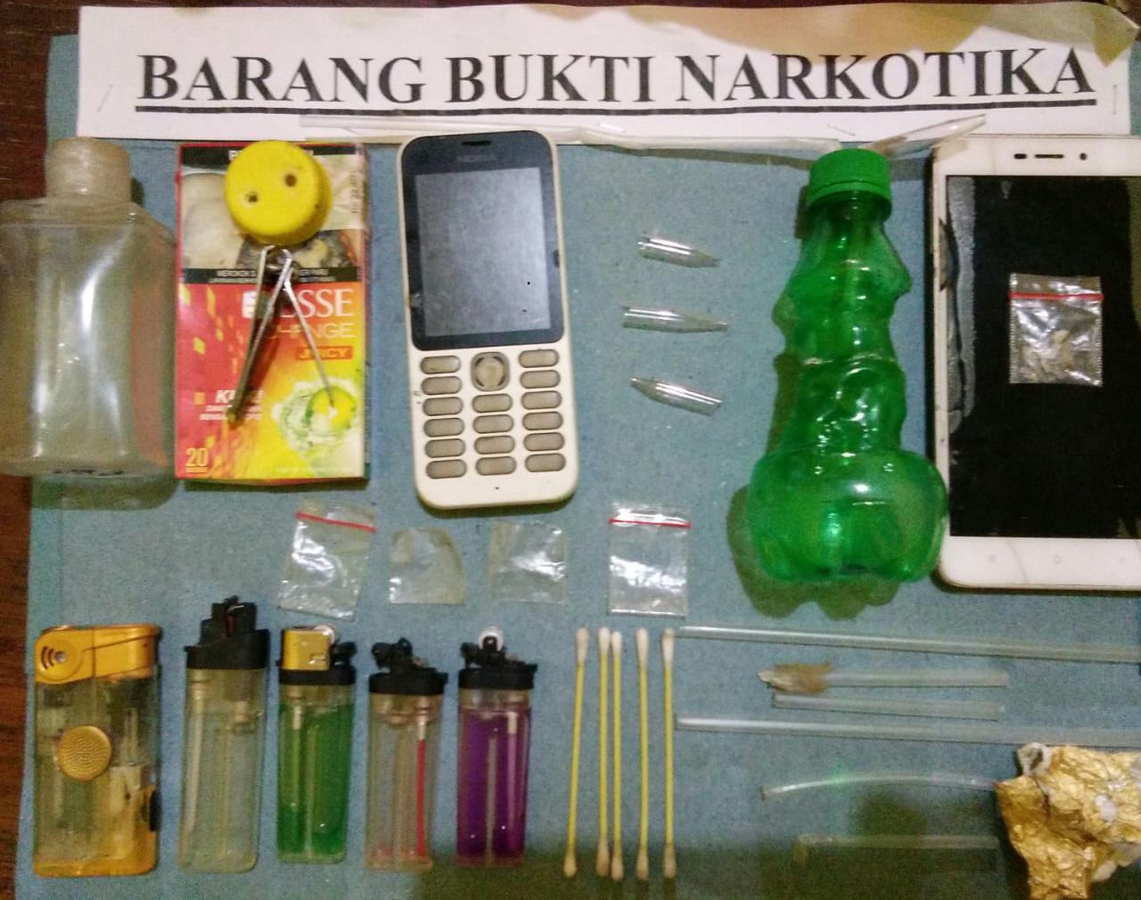 Lagi Asik Nyabu, diciduk Polisi