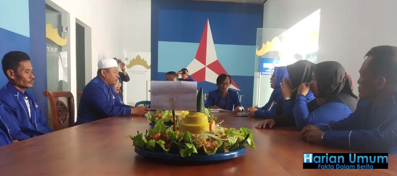 DPC Partai Demokrat Lampung Barat Memeriahkan HUT Ke 21 Partai Demokrat.