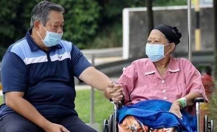 Innalillahi Wa Inna Ilaihi Rojiun, Ani Yudhoyono Tutup Usia