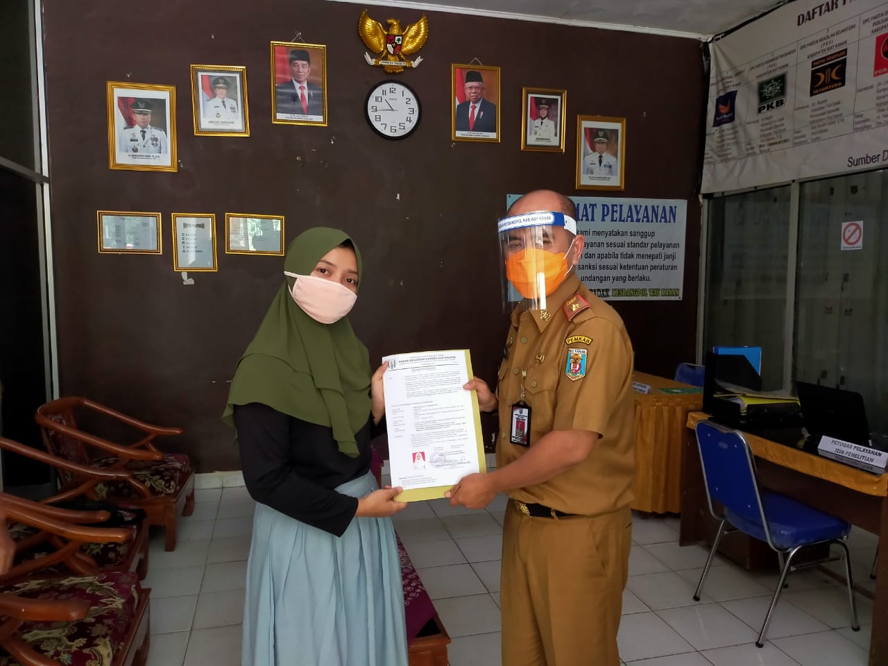 Kesbangpol Way Kanan Terapkan Pelayanan Prima Dalam Pembuatan Surat Rekomendasi Penelitian