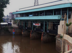 Pintu Air Pasar Ikan Jakut Siaga 1
