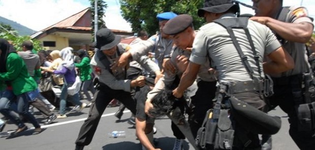 Hasil Riset 8 dari 10 Orang Yang Diperiksa Polisi Alami Kekerasan Fisik