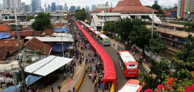 Mulai Dikerjakan, Pembangunan Skybridge Bisa Jadi Solusi Kesemrawutan Tanah Abang