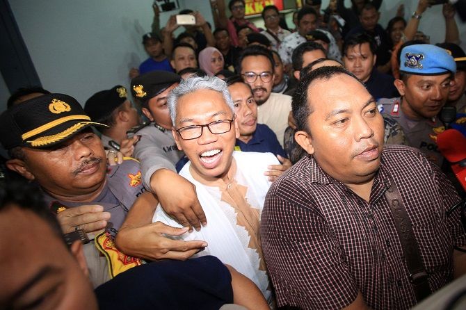 Buni Yani Dieksekusi ke Lapas Gunung Sindur