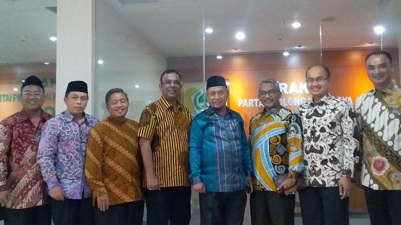 Fraksi Golkar : Bukan Menolak Tapi Belum Kenal Cawagub PKS