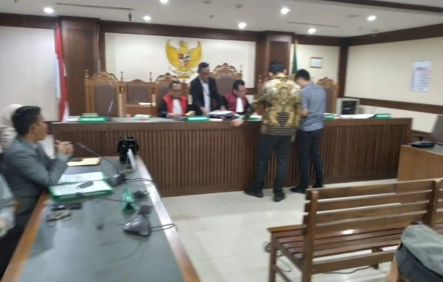 Airlangga Kirim Staf Kementerian Bukan Lawyer, PN Jakpus Tunda Sidang Gugatan Terkait PSN PIK-2