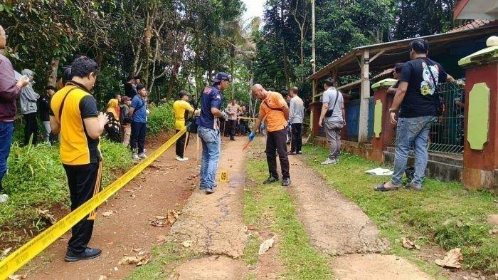 Warga Ciamis Korban Mutilasi Suami Dimakamkan Setelah Potongan Tubuhnya Disambungkan