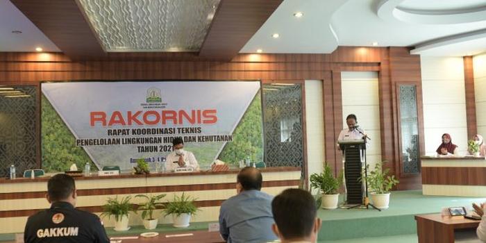 Sekda Aceh Minta DLHK Susun Strategi Pelestarian Hutan dan Lingkungan Hidup