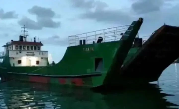 Kapal Pengangkut Material BTS Kemenkominfo Hilang di antara Perairan Timika - Yakuhimo