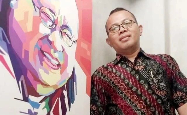 Deindonesianisasi, Demoralisasi dan Deindustrialisasi